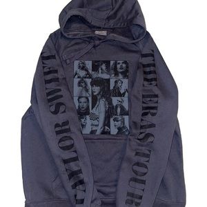 Taylor swift the eras tour hoodie size XL